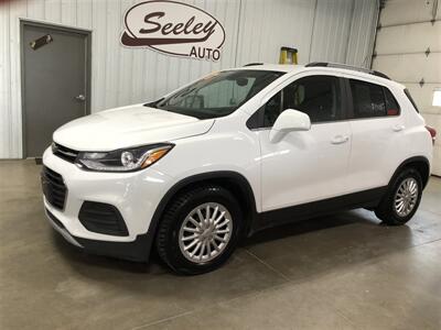 2017 Chevrolet Trax LT   - Photo 1 - Saint Louis, MI 48880-9800
