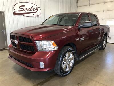 2019 RAM Ram 1500 Classic Tradesman   - Photo 2 - Saint Louis, MI 48880-9800