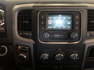2019 RAM 1500 Classic Tradesman   - Photo 11 - Saint Louis, MI 48880-9800