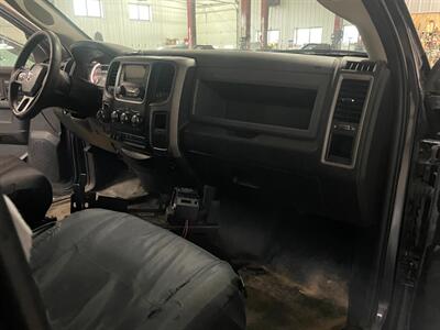 2018 RAM 1500 Tradesman   - Photo 17 - Saint Louis, MI 48880-9800