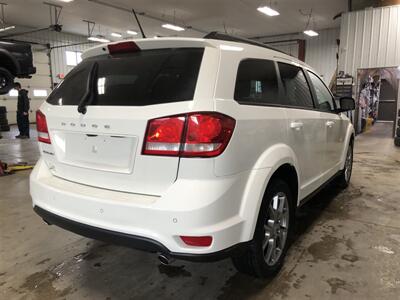 2015 Dodge Journey R/T   - Photo 6 - Saint Louis, MI 48880-9800