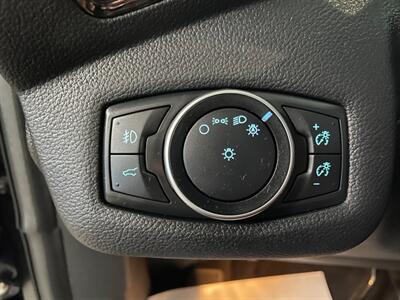 2018 Ford Escape SEL   - Photo 12 - Saint Louis, MI 48880-9800
