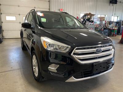 2018 Ford Escape SEL   - Photo 4 - Saint Louis, MI 48880-9800
