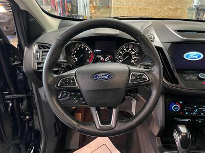 2018 Ford Escape SEL   - Photo 8 - Saint Louis, MI 48880-9800