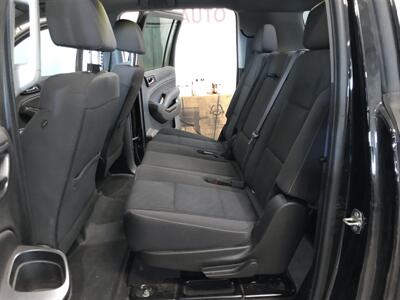 2017 Chevrolet Suburban Fleet   - Photo 15 - Saint Louis, MI 48880-9800
