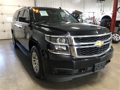 2017 Chevrolet Suburban Fleet   - Photo 4 - Saint Louis, MI 48880-9800