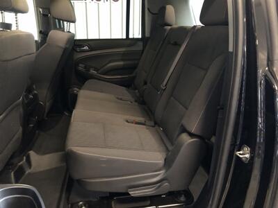 2017 Chevrolet Suburban Fleet   - Photo 16 - Saint Louis, MI 48880-9800