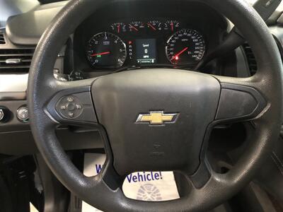 2017 Chevrolet Suburban Fleet   - Photo 11 - Saint Louis, MI 48880-9800