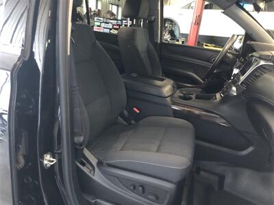 2017 Chevrolet Suburban Fleet   - Photo 19 - Saint Louis, MI 48880-9800