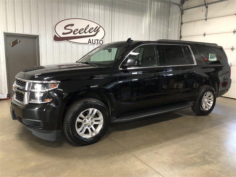 2017 Chevrolet Suburban Fleet - Photo 1 - Saint Louis, MI 48880-9800