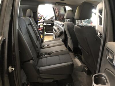 2017 Chevrolet Suburban Fleet   - Photo 17 - Saint Louis, MI 48880-9800