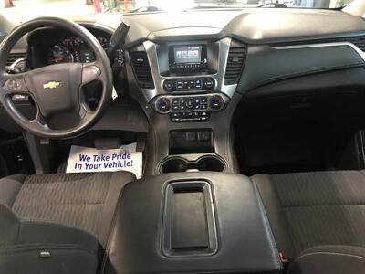 2017 Chevrolet Suburban Fleet   - Photo 10 - Saint Louis, MI 48880-9800