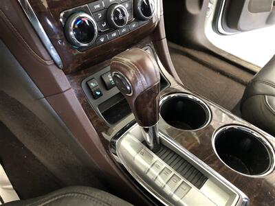 2014 Buick Enclave Leather   - Photo 12 - Saint Louis, MI 48880-9800