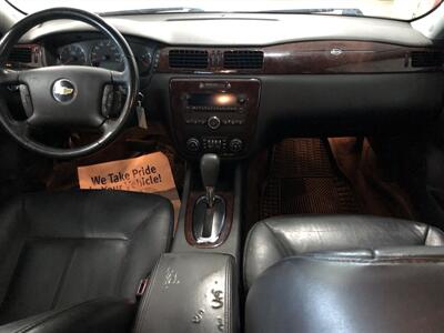 2011 Chevrolet Impala LTZ   - Photo 7 - Saint Louis, MI 48880-9800