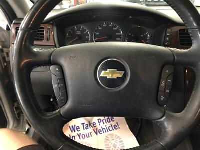 2011 Chevrolet Impala LTZ   - Photo 8 - Saint Louis, MI 48880-9800