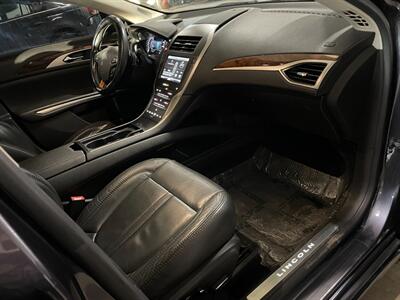2013 Lincoln MKZ   - Photo 20 - Saint Louis, MI 48880-9800
