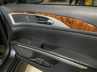 2013 Lincoln MKZ   - Photo 22 - Saint Louis, MI 48880-9800