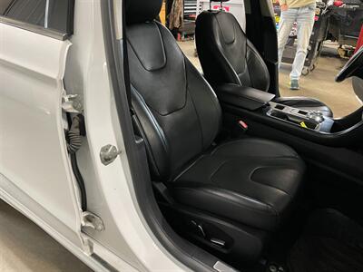 2019 Ford Fusion Titanium   - Photo 21 - Saint Louis, MI 48880-9800