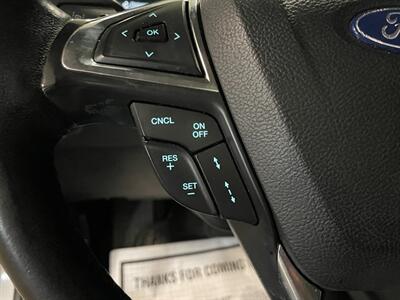 2019 Ford Fusion Titanium   - Photo 11 - Saint Louis, MI 48880-9800