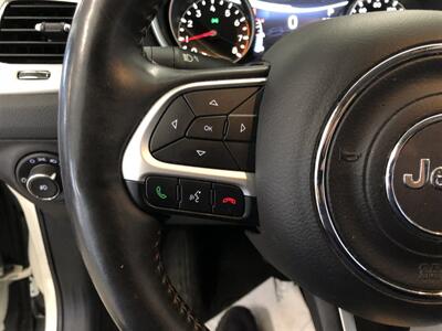 2018 Jeep Compass Latitude   - Photo 9 - Saint Louis, MI 48880-9800