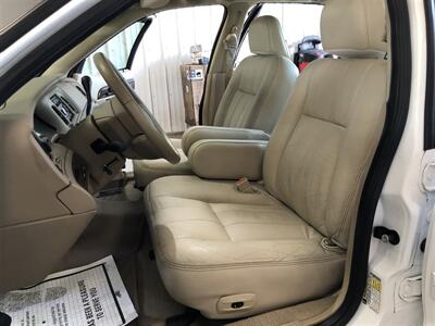 2006 Mercury Grand Marquis LS Premium   - Photo 13 - Saint Louis, MI 48880-9800