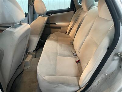 2016 Chevrolet Impala Limited LS Fleet   - Photo 13 - Saint Louis, MI 48880-9800