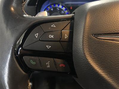 2016 Chrysler 300 Series S   - Photo 12 - Saint Louis, MI 48880-9800