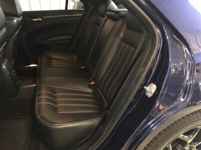 2016 Chrysler 300 Series S   - Photo 24 - Saint Louis, MI 48880-9800