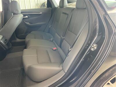 2018 Chevrolet Impala LS Fleet   - Photo 18 - Saint Louis, MI 48880-9800