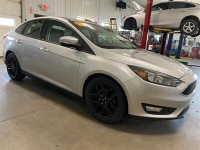 2016 Ford Focus SE   - Photo 5 - Saint Louis, MI 48880-9800