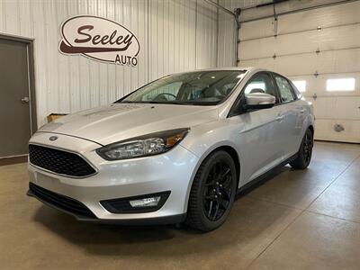 2016 Ford Focus SE   - Photo 2 - Saint Louis, MI 48880-9800