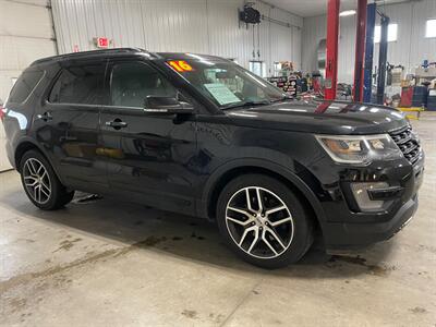 2016 Ford Explorer Sport   - Photo 5 - Saint Louis, MI 48880-9800