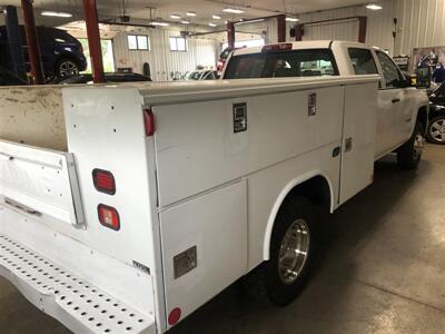 2015 Chevrolet Silverado 3500 Work Truck   - Photo 6 - Saint Louis, MI 48880-9800