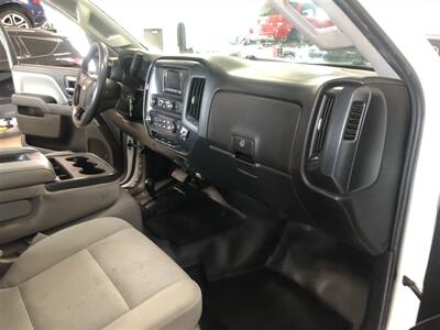 2015 Chevrolet Silverado 3500 Work Truck   - Photo 20 - Saint Louis, MI 48880-9800