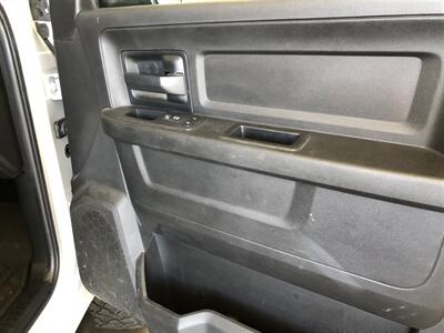 2018 RAM 2500 Tradesman   - Photo 23 - Saint Louis, MI 48880-9800