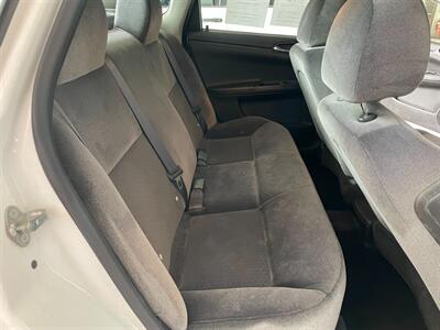 2015 Chevrolet Impala Limited LS Fleet - Photo 15 - Saint Louis, MI 48880-9800