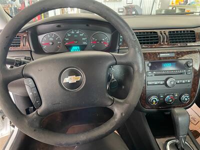 2015 Chevrolet Impala Limited LS Fleet - Photo 8 - Saint Louis, MI 48880-9800