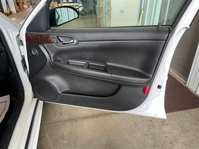 2015 Chevrolet Impala Limited LS Fleet - Photo 18 - Saint Louis, MI 48880-9800