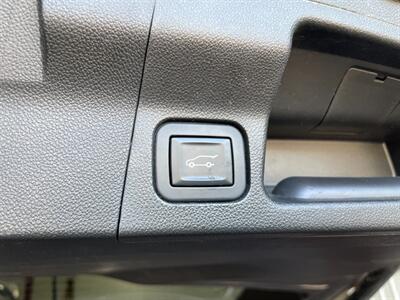 2017 GMC Acadia SLT-1   - Photo 29 - Saint Louis, MI 48880-9800