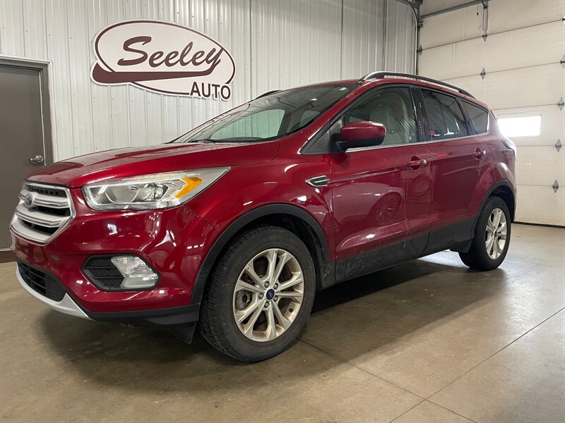 2018 Ford Escape SEL   - Photo 1 - Saint Louis, MI 48880-9800