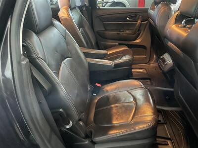 2015 GMC Acadia SLT-1   - Photo 18 - Saint Louis, MI 48880-9800