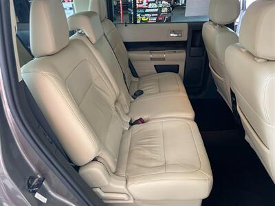 2014 Ford Flex SEL - Photo 17 - Saint Louis, MI 48880-9800
