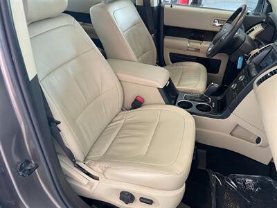 2014 Ford Flex SEL - Photo 19 - Saint Louis, MI 48880-9800