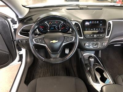 2016 Chevrolet Malibu LT   - Photo 8 - Saint Louis, MI 48880-9800