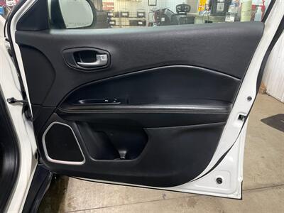 2018 Jeep Compass Latitude   - Photo 22 - Saint Louis, MI 48880-9800