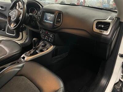 2018 Jeep Compass Latitude   - Photo 21 - Saint Louis, MI 48880-9800