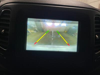 2018 Jeep Compass Latitude   - Photo 13 - Saint Louis, MI 48880-9800