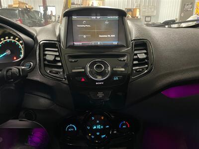 2014 Ford Fiesta Titanium - Photo 11 - Saint Louis, MI 48880-9800