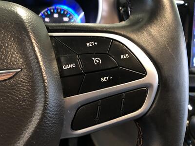 2017 Chrysler Pacifica Touring Plus   - Photo 11 - Saint Louis, MI 48880-9800