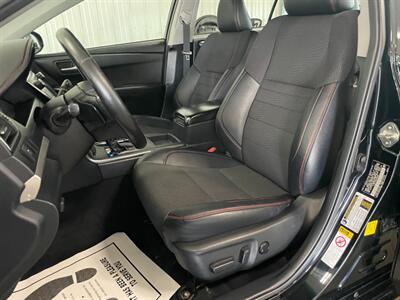 2016 Toyota Camry SE   - Photo 15 - Saint Louis, MI 48880-9800